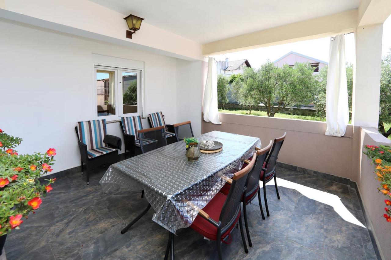 Apartment Sunny Terrace Bibinje Bagian luar foto