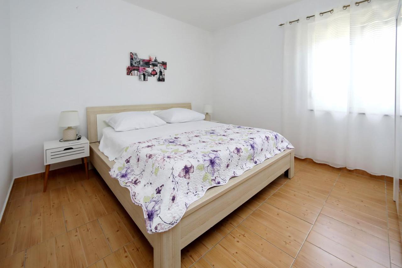 Apartment Sunny Terrace Bibinje Bagian luar foto